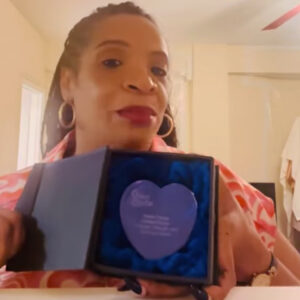 Dr. Unnia Pettus Receives the 2025 Survivor2Thrive Courage, Strength, and Advocacy Award! - 10.4.25
